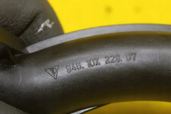 Separador de óleo usado OEM 94810722807 Porsche image 7