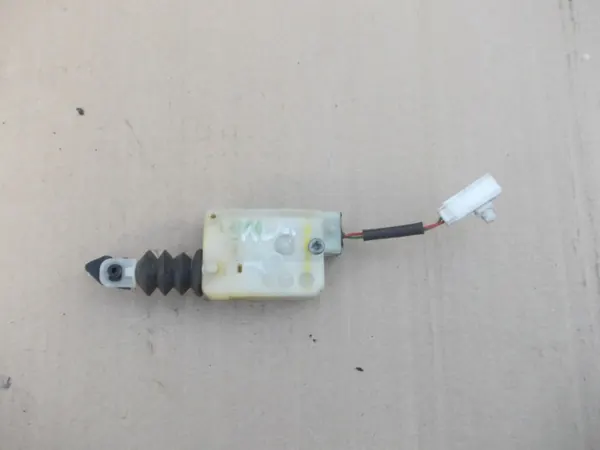 Fiat Doblo I achterklepslotactuator OEM siłownik doblo image 2