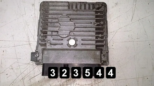 Skoda Rapid ECU OEM AM-323544 - Gebraucht image 2