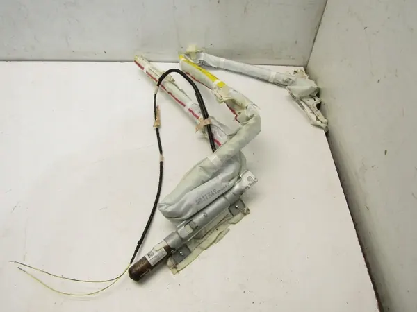 Ilmatyynyn verho oikea Toyota OE OEM KURTYNA image 2