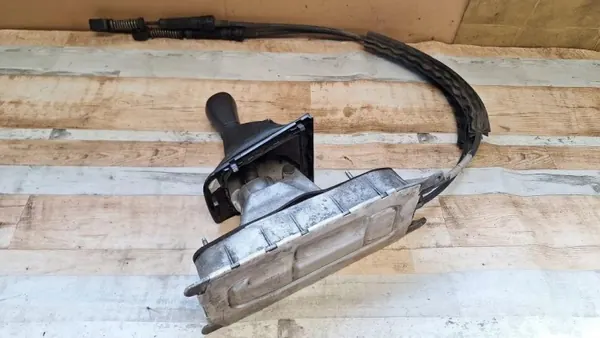 Selector de Marchas Skoda Yeti OEM 1K0711061B image 3