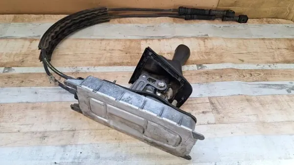 Selector de Marchas Skoda Yeti OEM 1K0711061B image 5