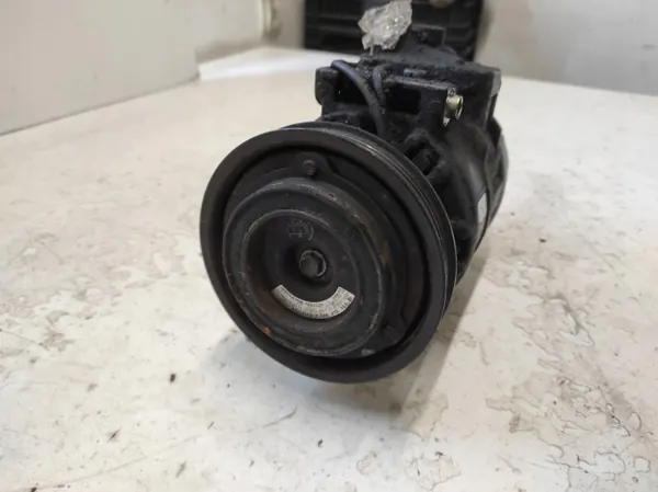 Compresseur A/C VW Passat B5 OEM 8D0260808 image 4