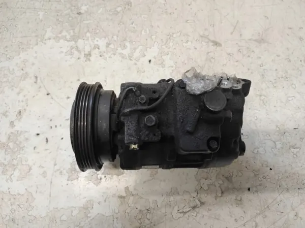 Compresseur A/C VW Passat B5 OEM 8D0260808 image 5