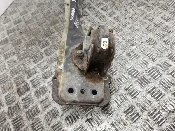 Sous-cadre avant Toyota OEM AMD145308 - Occasion image 3