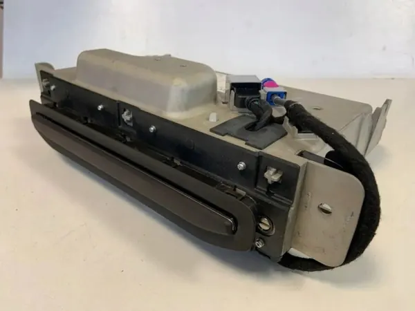 Audi Q7 4M Navigationsbildschirm OEM 4M0857273AGZ5 image 2