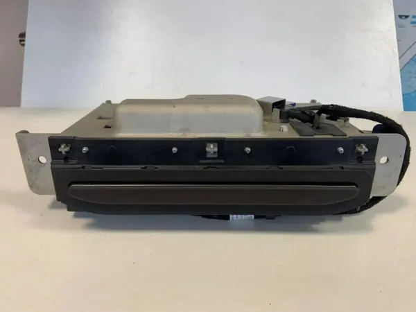Audi Q7 4M Navigationsbildschirm OEM 4M0857273AGZ5 image 4