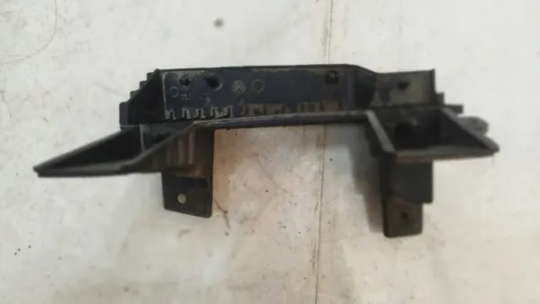 Dodge Ram 1500 Lift Montagebasis OEM 53032453AE image 2