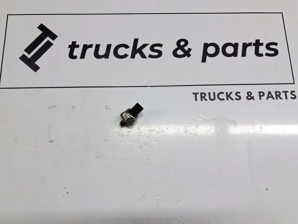 Brandstofdruksensor OEM 28672623 voor Volvo FL D5K image 2