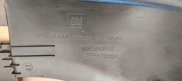 Etuhihnakansi OEM 95942000 Chevrolet Captivalle image 3
