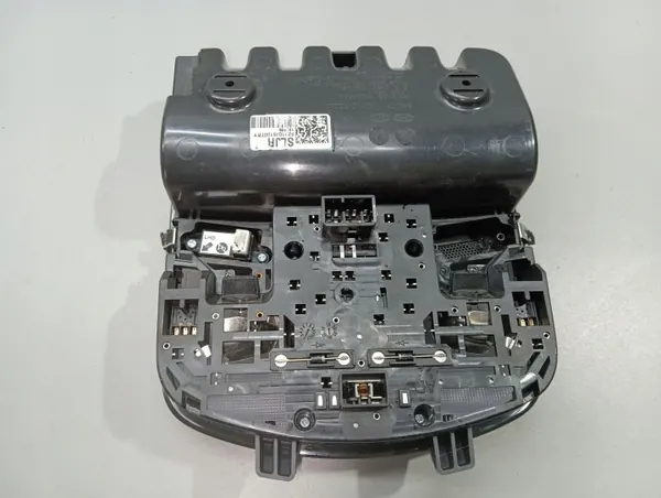 Takljus Hyundai Kona OEM 92810-F2000 - Begagnad image 3