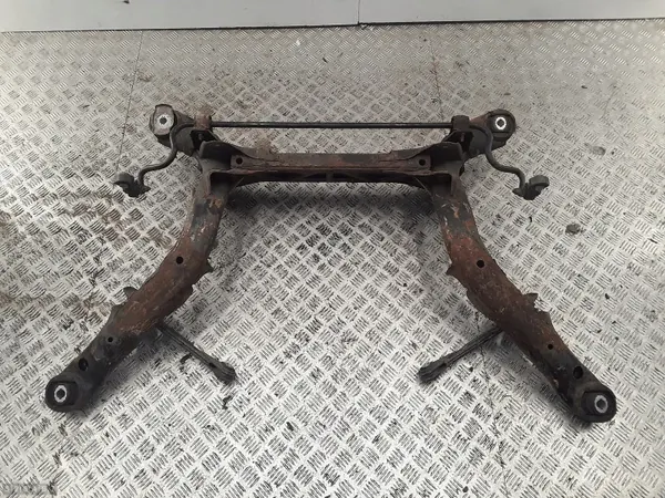 Audi A4 B8 Hulpframe OEM 8k0505235 image 5