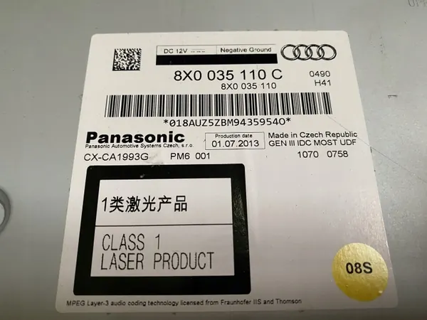 Trocador CD Audi OEM 8X0035110C - Audi OE usado image 3