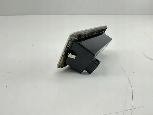 Audi A1 2013 Luz Trasera Lado Izquierdo image 2