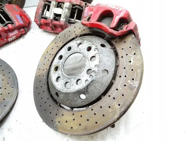 Jarrukokonaisuus 6 TŁOK AP Racing Etu- ja Takapää 5x112 image 4