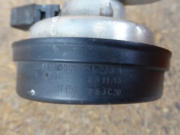 AUDI A3 8V 12-20 Suporte de Buzina Direito 5Q0951223A image 8