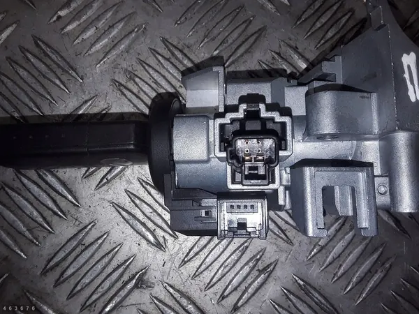 Interruptor de ignição com chave Mazda 6 2005 GJ6A66938A image 2