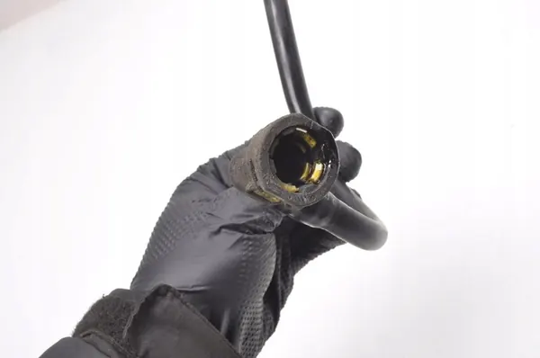 VOLVO V70 III S80 Mangueira de óleo 31319280 image 3