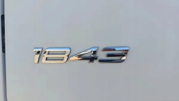 Mercedes Actros MP4 Stream Space Ohjaamokehys OEM A0006000101 image 6