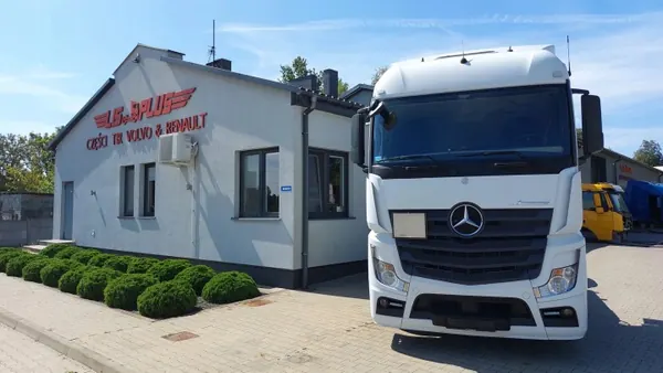 Mercedes Actros MP4 Stream Space Ohjaamokehys OEM A0006000101 image 7