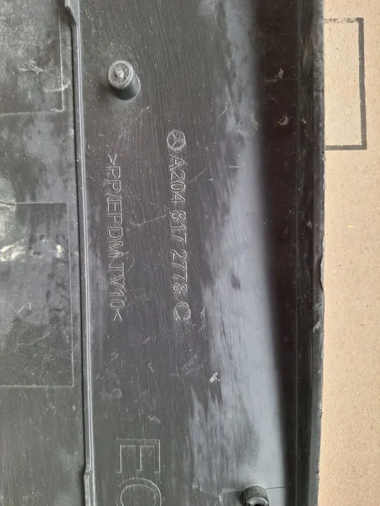 Marco de Placa para Mercedes C-Class A204 image 5