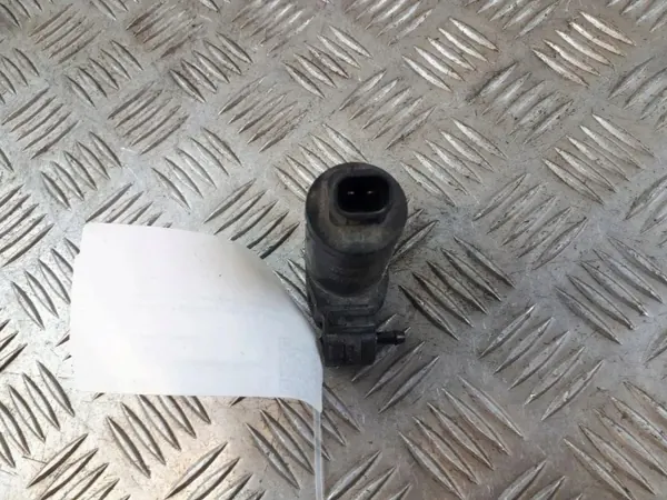 OEM 853300E030 voorruitpomp voor Toyota Prius image 6