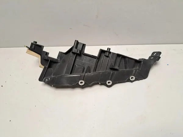 BMW X7 G07 2021 moottoritilan osat OEM 9866392 image 2