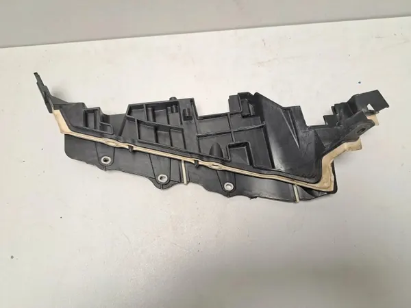 BMW X7 G07 2021 moottoritilan osat OEM 9866392 image 4