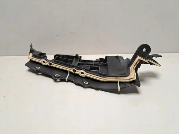 BMW X7 G07 2021 moottoritilan osat OEM 9866392 image 5