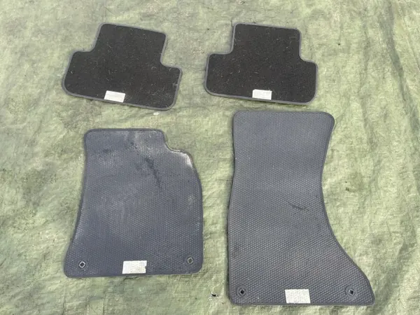 Tapis velours OEM 8K1863691B pour Audi A4 B8/A5 image 6