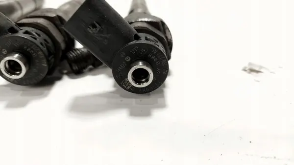 Système de carburant OEM 04L130755D pour Skoda Superb III Estate image 10