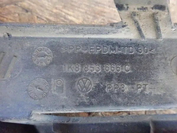 SCIROCCO III 08-14 Copertura Faro Destro 1K8853666C image 3