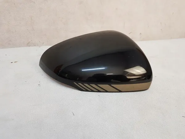 Couvercle de rétroviseur droit OEM a35 Mercedes A35 AMG image 2