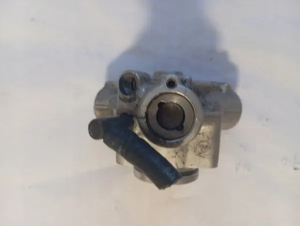 Hochdruckkraftstoffpumpe VW Golf IV image 3