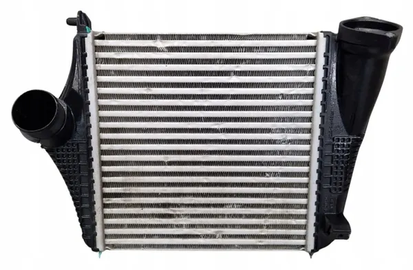 Intercooler OEM 4M0145804AR Höger Sida för Audi Q7 SQ7 image 2