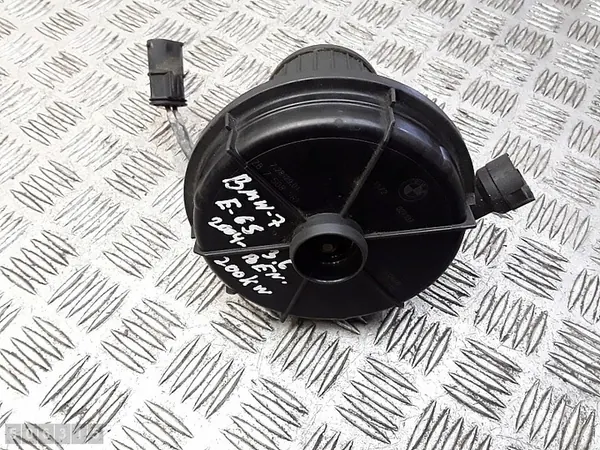 Pompe à air secondaire BMW 7 Series E65 2004 72812400 image 1