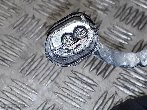 Pompe à air secondaire BMW 7 Series E65 2004 72812400 image 4