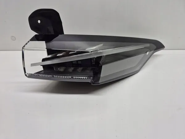 PEUGEOT 408 Lámpara Trasera Derecha LED Original 2022 image 4