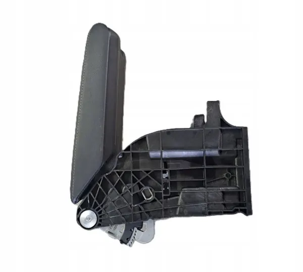 Skoda Octavia IV Framarmstöd OEM 5E3864207 Läder image 2