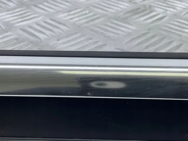 Audi A3 S3 8V Achterruitlijst OEM 8V3 image 3