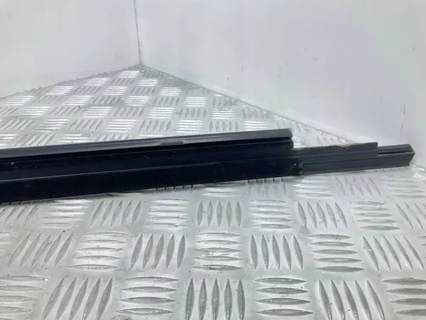Audi A3 S3 8V Achterruitlijst OEM 8V3 image 7