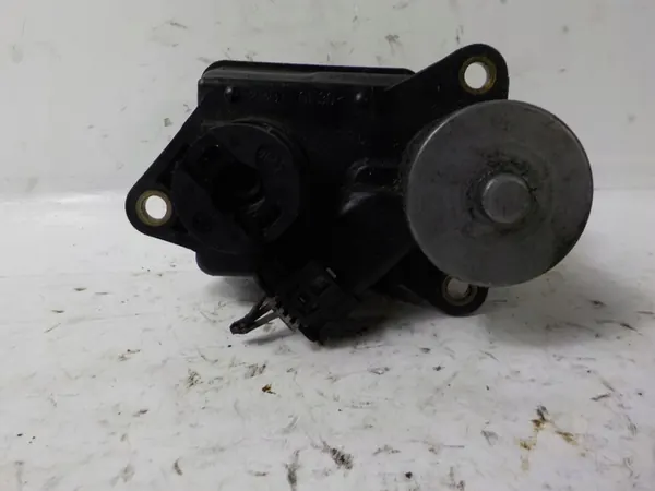 Inlaatspruitstuk Actuator Mercedes OM642 A6421500494 image 4