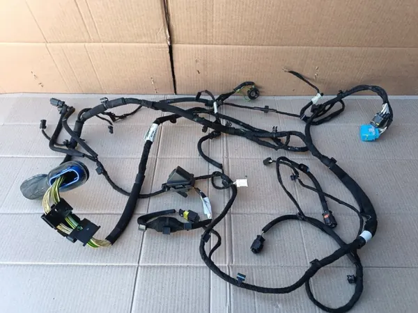 Cable cámara marcha atrás OEM 9821018280 para Peugeot 3008 II image 2