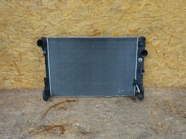 MERCEDES W212 E350 3.5 CGI Waterkoeler A2045002803 image 4