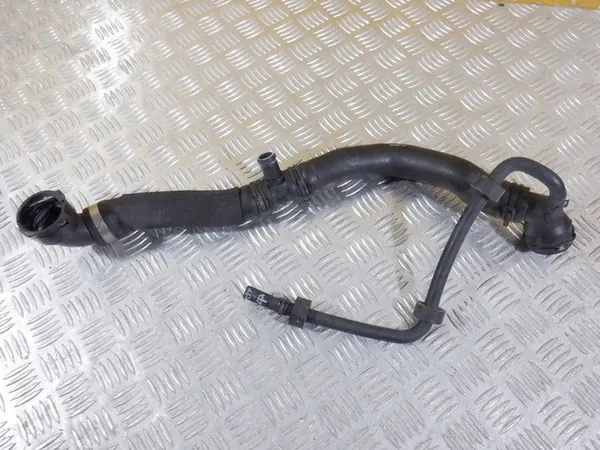 VW PASSAT CC 2.0 TSI Tuyau d'Eau 3C0122101ES image 2