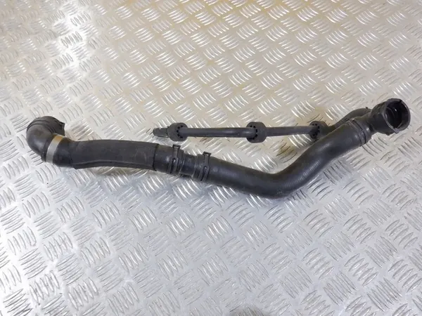 VW PASSAT CC 2.0 TSI Tuyau d'Eau 3C0122101ES image 3