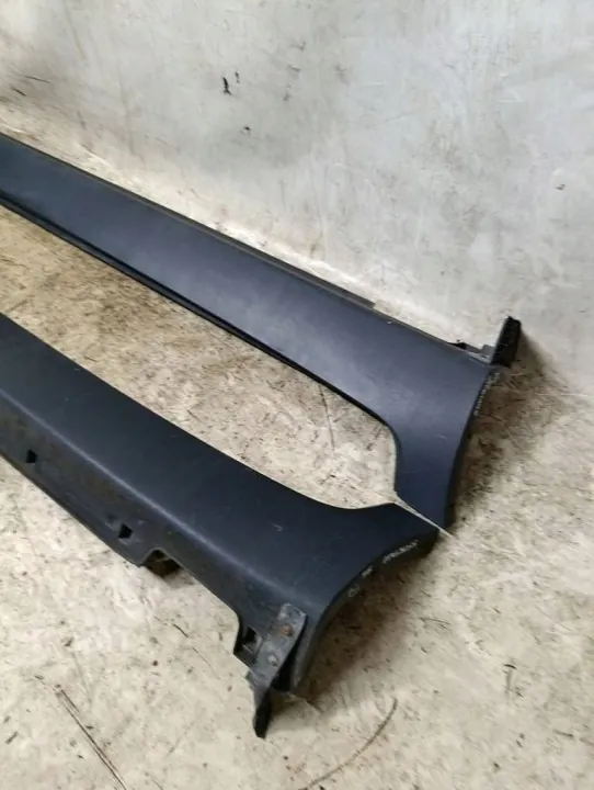Kia Sportage III 2011-2016 Protector de umbral OEM 877513U000S6 image 3