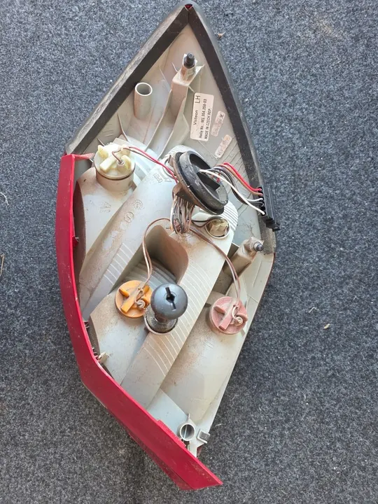 Luz Trasera Izquierda Skoda Fabia II FL 5J6945095 image 2