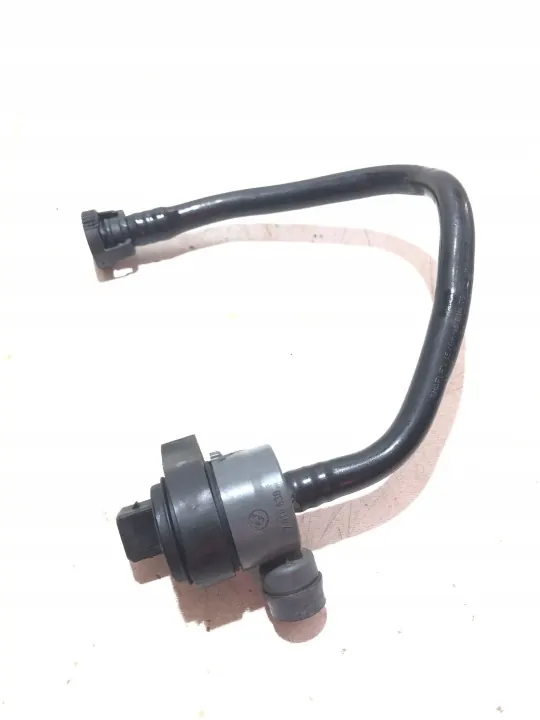 BMW OE Venttiili OEM 7618638 5-sarja F10/F11 image 2
