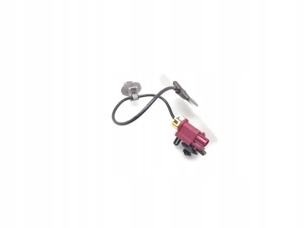 Antena GPS Jaguar F-Pace OEM MK83-156037-AB (2016-2024) image 3
